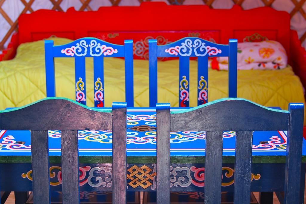 Village De Yourtes Beaussais Sur Mer Ngoại thất bức ảnh